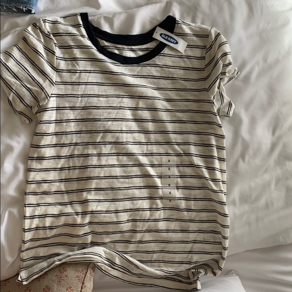 black and cream/white striped t-shirt